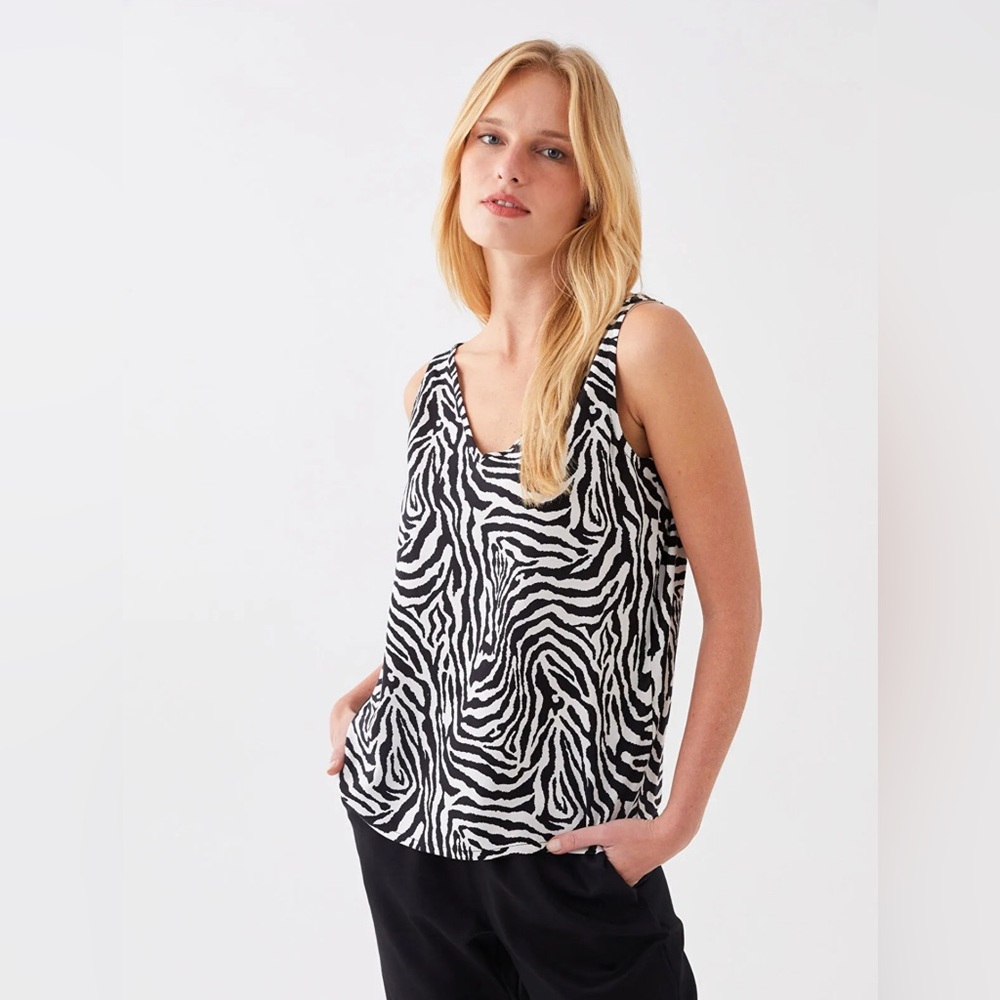 Made in Italy Navy and White Zebra Print Sleeveless Top with buttons linen XL